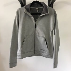 NWT Bench Jacket Size Small